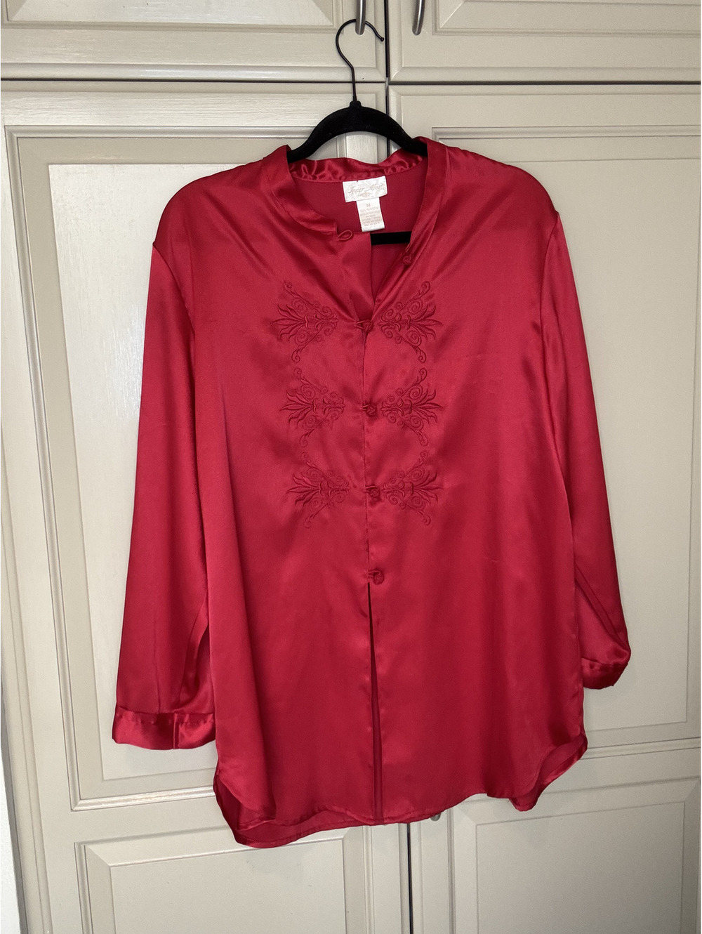 Inner Most Red Satin Embroidered Pajama Top M